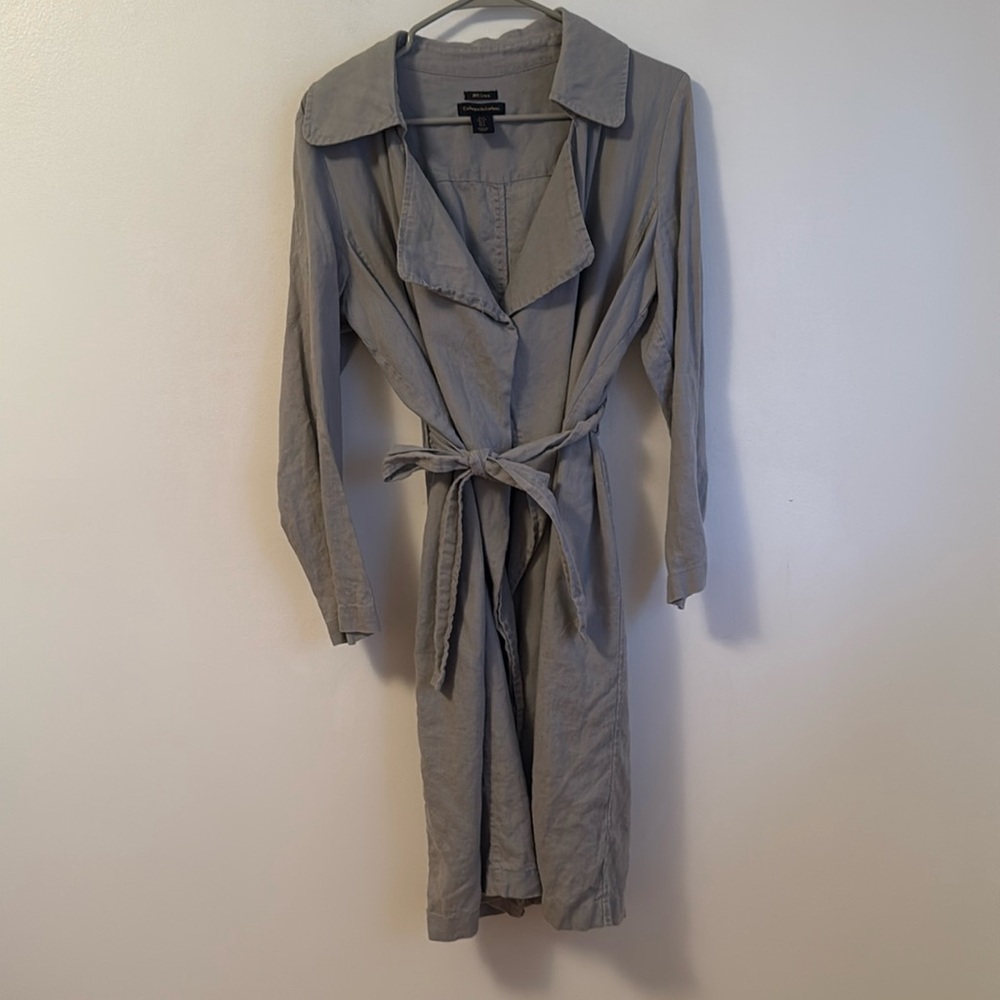 Preowned Women’s Catherine Malandrino linen jacket.